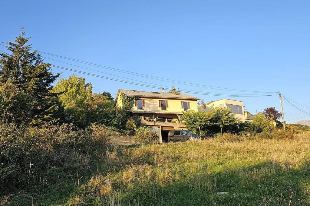 סבינס Le Cosy Du Plongeoir - T2 Neuf Avec Vue Sur Le Lac De Serre Poncon Et Grande Terrasse Avec Jardin מראה חיצוני תמונה